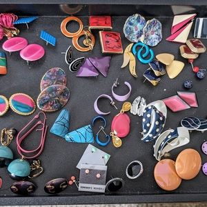 Vintage 1980s and 90s earring grab bag!